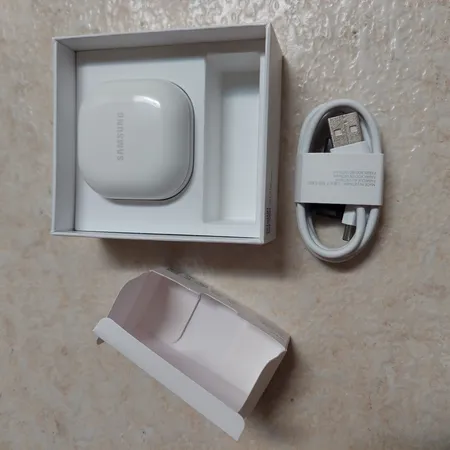 هدفون بی سیم سامسونگ مدل Galaxy Buds 2