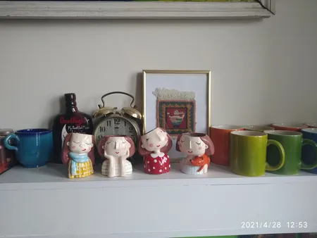 گلدان طرح دختر مدل DG022-26 مجموعه 4 عددی