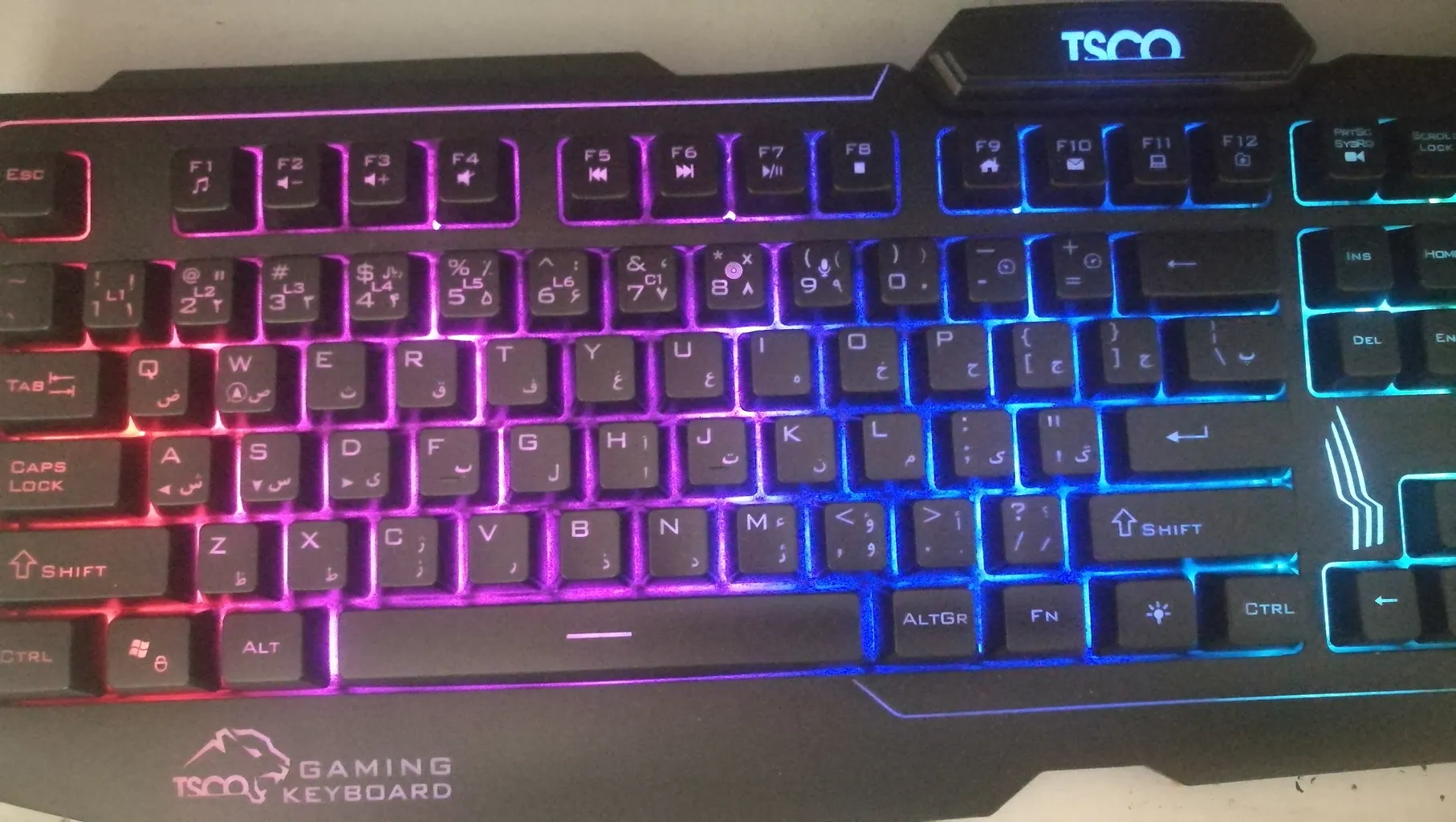 کیبورد گیمینگ تسکو مدل TK 8121، سوییچ ممبران، Full-Size، نورپردازی LED RGB