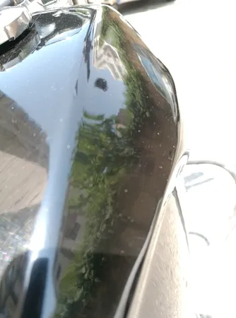 کرم رفع آفتاب سوختگی رنگ خودرو ام موتورز مدل pm2500 وزن 800 گرم