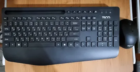 کیبورد و ماوس بی سیم تسکو مدل TKM 7025W، سوییچ ممبران، Full-Size
