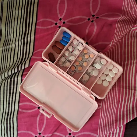 محفظه نگهداری قرص مدل ساین