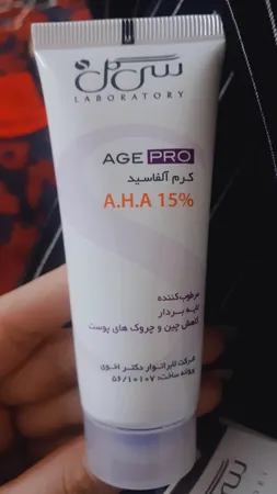 کرم ضد چروک سی گل مدل Alphacid حجم 40 میلی لیتر