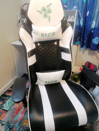 صندلی گیمینگ ریزر مدل G2020