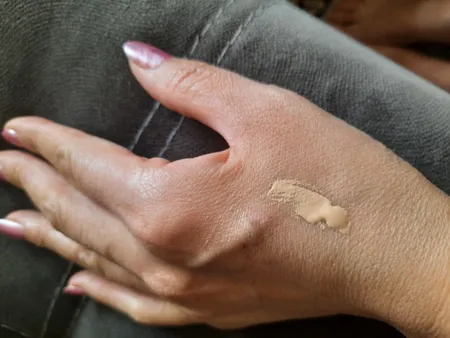 کرم ضدآفتاب نرمال سینره SPF60، حجم 50 میلی‌لیتر