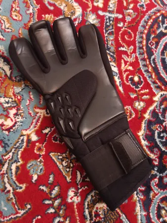 دستکش دروازه بانی مدل ADS-1721