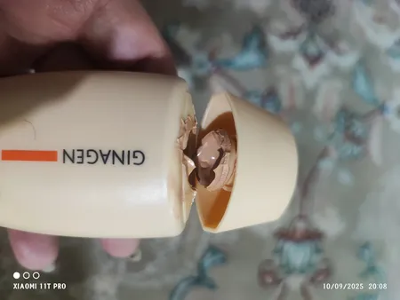 کرم ضدآفتاب ژیناژن سری dry to normal skin مدل 02، حجم 50 میلی‌لیتر