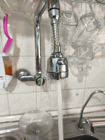 سر شیر آب ققنوس مدل LUX