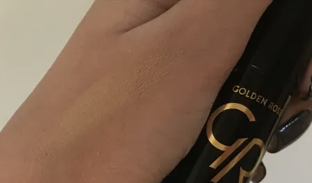 کرم پودر گلدن رز مدل stick foundation شماره 04