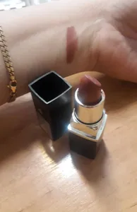 تجریه خرید رژ لب جامد مرو شماره ۱۱۸