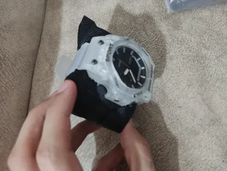 ساعت مچی عقربه ای مدل دو زمانه پمپی قاب شفاف کد w-m