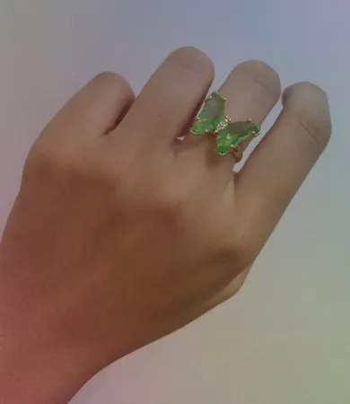 انگشتر زنانه پروانه عاشق مدل کریستالی کد BEH 07