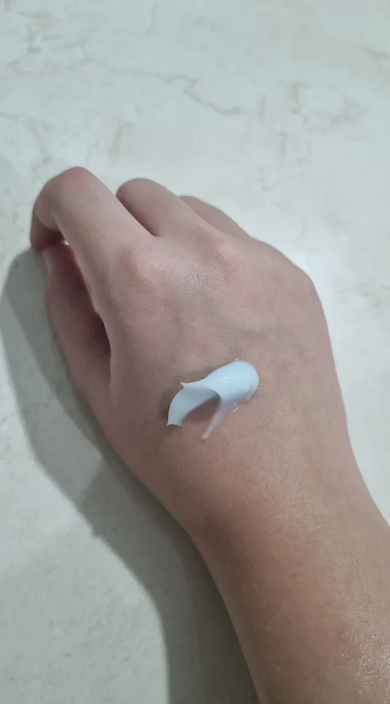 کره بدن جومتام مدل بی بی حجم 300 میلی لیتر