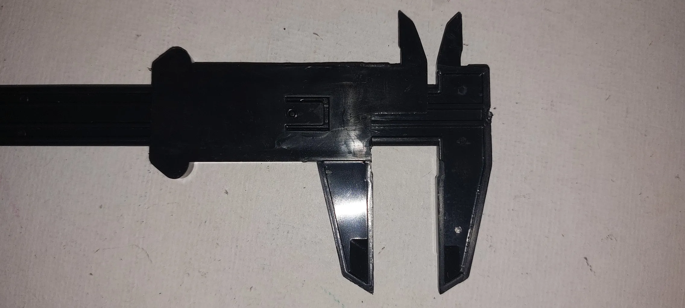 کولیس کد 22 گستره 0-155 میلی متر