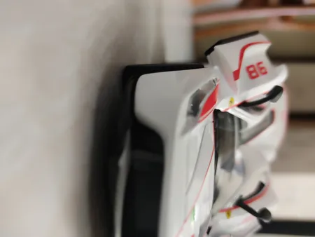 ماشین بازی مدل فلزی فراری L05