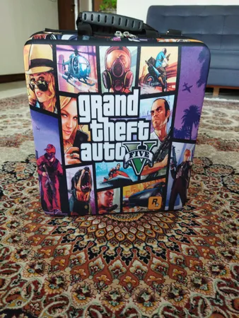 کیف حمل پلی استیشن 4 Pro طرح GTA