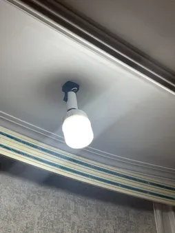 لامپ ال ای دی 60 وات مدل BT6040 پایه E27