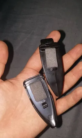 نگهدارنده عینک خودرو طرح کربن کد KHSFD100