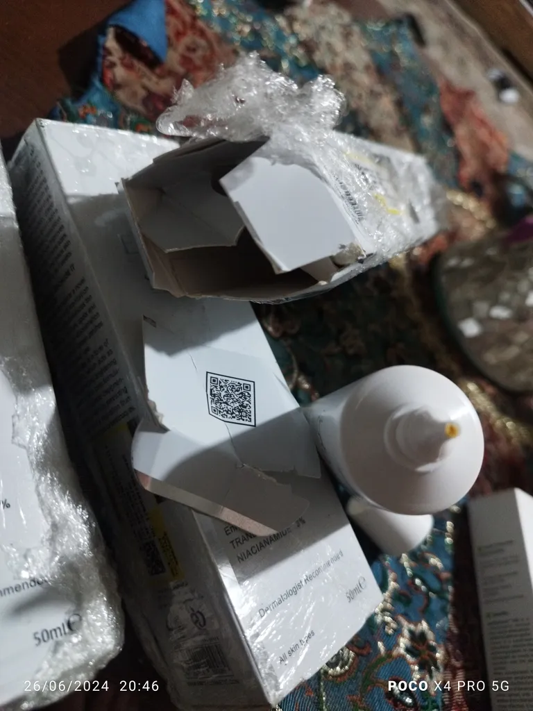 کرم ضد لک شب امونی درماسیوتیکس مدل برلیانت حجم 50 میلی لیتر