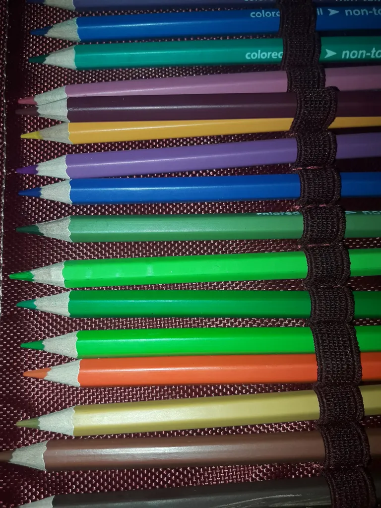 مداد رنگی 2+24 رنگ آریا مدل 3017