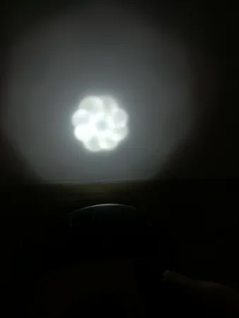 چراغ قوه کملیون مدل 9LED