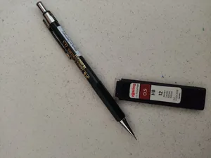 تجریه خرید مداد نوکی 0.5 میلی متری فابر کاستل کد 14