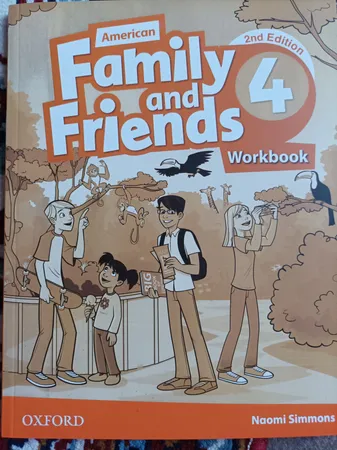 کتاب Family and Friends 4 اثر Naomi Simmons انتشارات الوندپویان