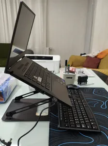 تجریه خرید پایه نگهدارنده لپ تاپ تنظیم پذیر مدل B05