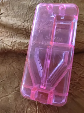 یادآور و نگهدارنده قرص مدل روزانه به همراه دستگاه تقسیم قرص