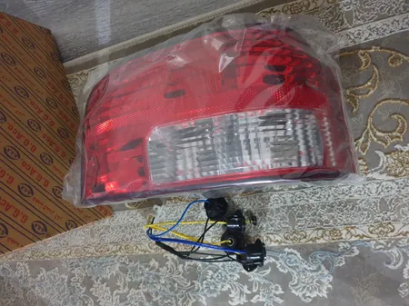 چراغ عقب گستر آذر کد mb1122 مناسب برای پراید 131