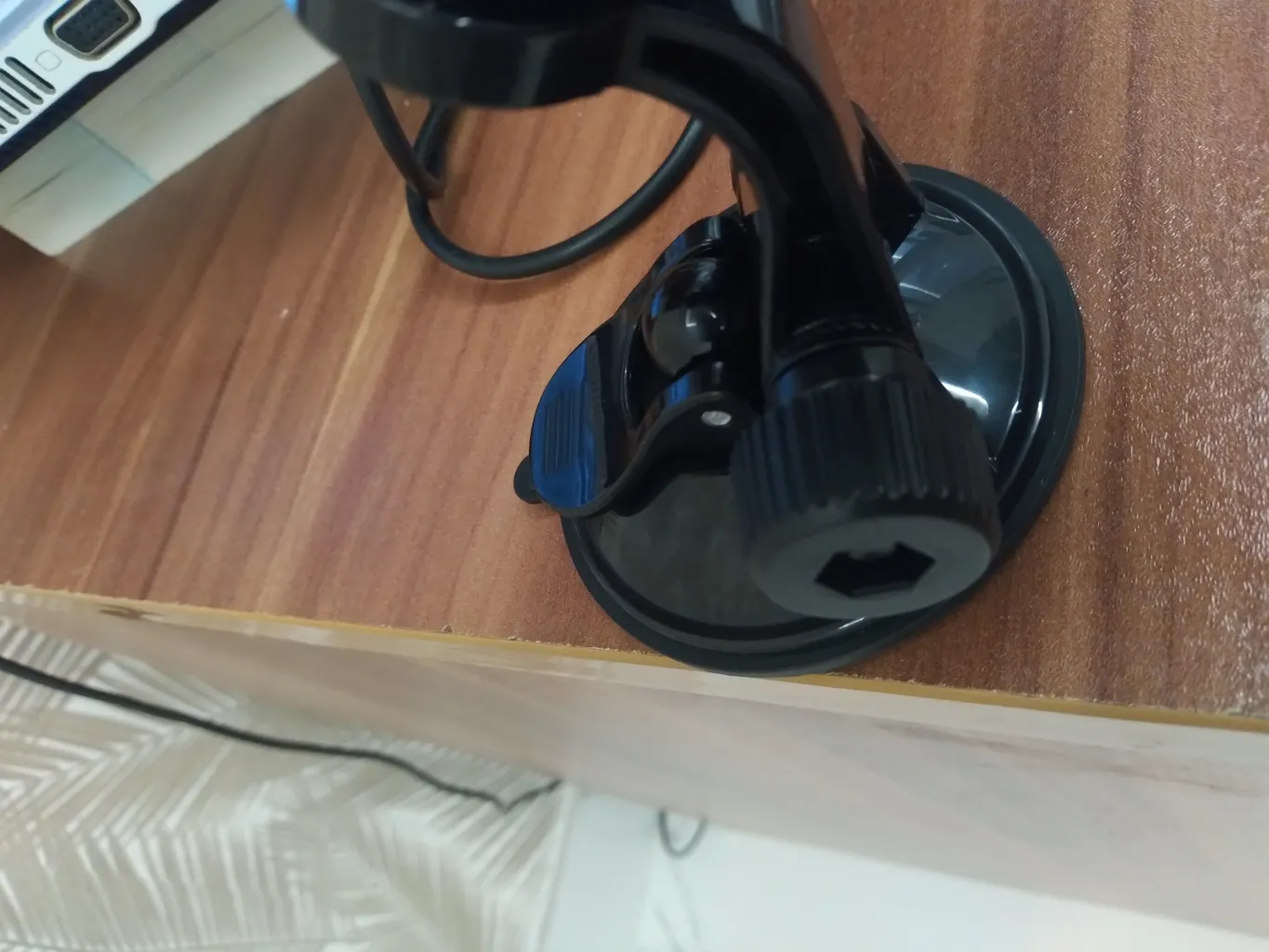 پایه نگهدارنده گوشی موبایل یسیدو مدل MAGNET HOLDER C177