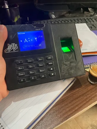 دستگاه حضور و غیاب فراافزار مدل FARA AF_100