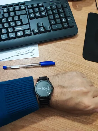 ساعت مچی عقربه‌ای کوارتز اسکمی مدل 1260