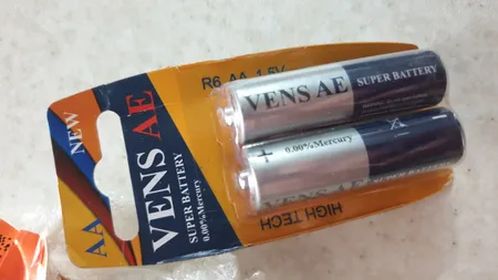 باتری قلمی کملیون مدل Super Heavy Duty بسته 6 عددی