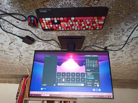 کیبورد و ماوس بی سیم هترون مدل HKCW350، سوییچ ممبران، Full-Size