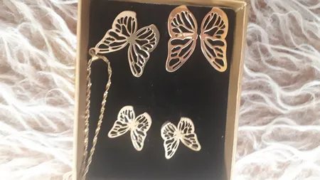 انگشتر طلا 18 عیار زنانه طلای مستجابی مدل پروانه کد 67019