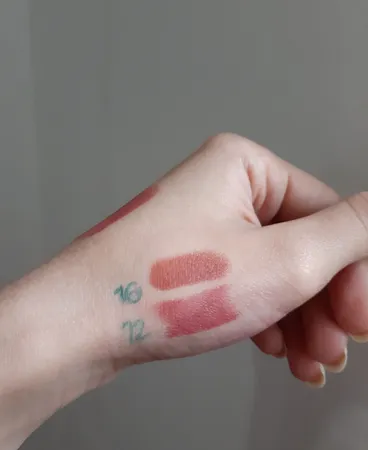 رژ لب گلدن رز مدل ولوت مات شماره 12