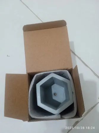 گلدان دکوسیتی کد do8