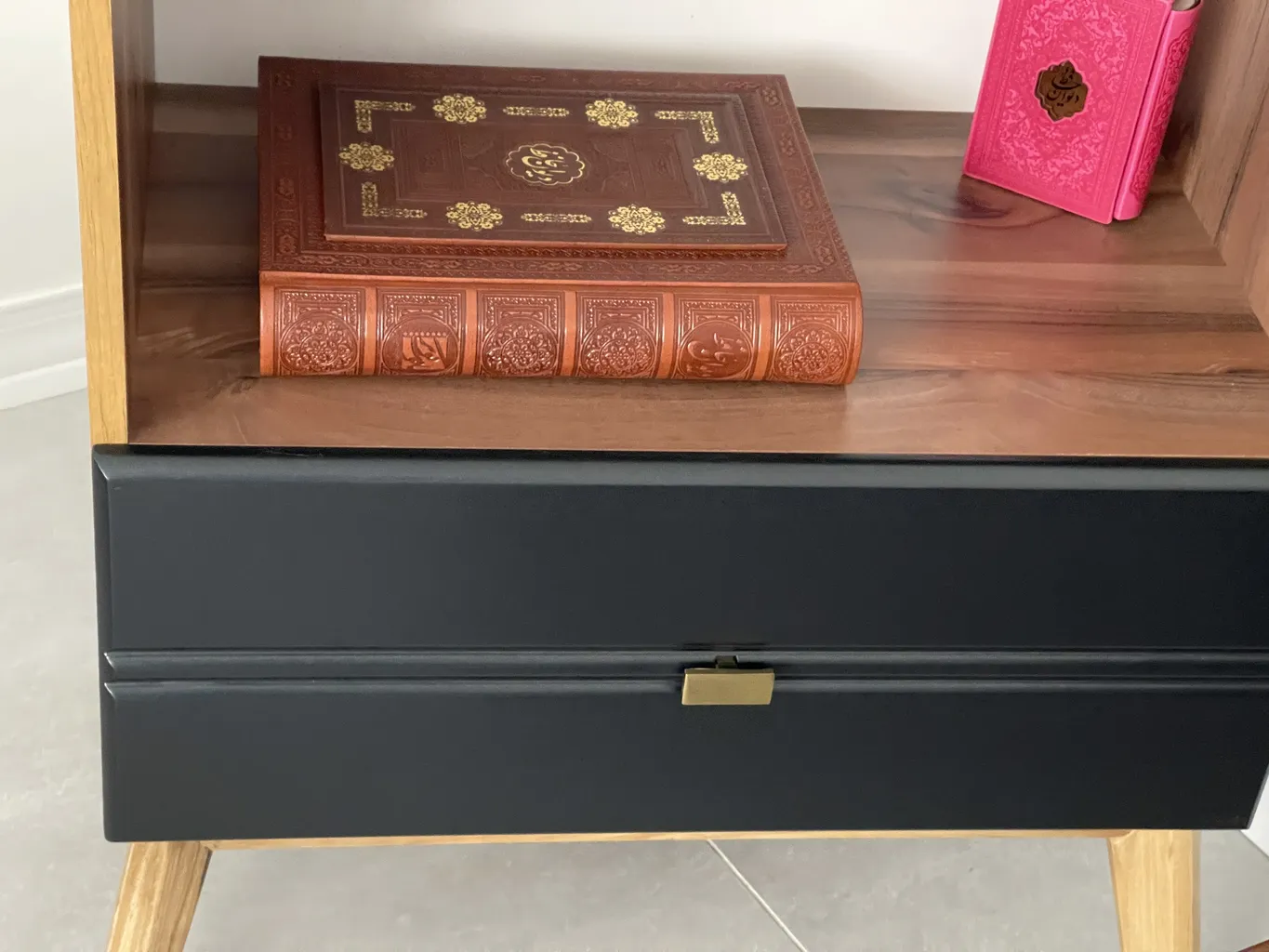 کتابخانه آرنا مدل 220