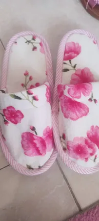 دمپایی روفرشی نارسیس طرح Sara سایز بزرگ