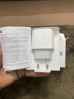 شارژر دیواری 20 وات اپل مدل 20W USB-C