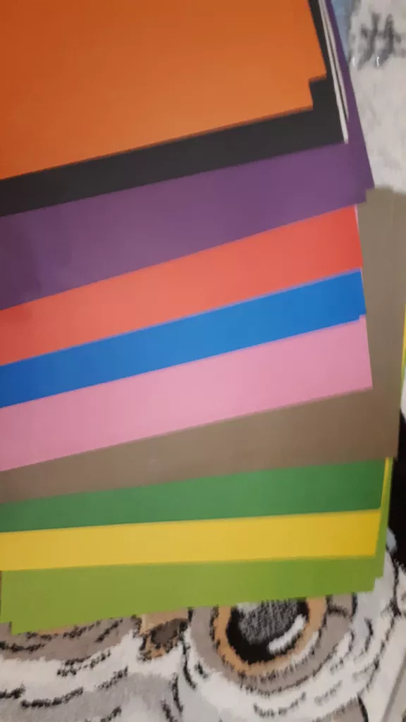 مقوا رنگی سایز 34×24 بسته 20 عددی (10 رنگ از هر کدام 2 عدد)