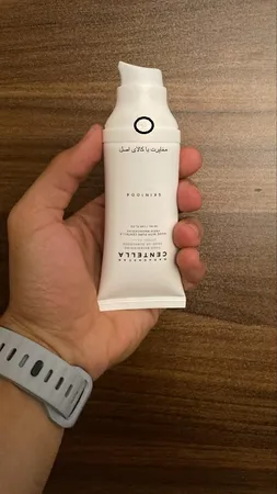 کرم ضد آفتاب رنگی سانتلا SPF 50 مدل TONE BRIGHTENING ‌محافظ UVA ،UVB و PA+++ مناسب انواع پوست‌ حجم 50 میلی‌لیتر