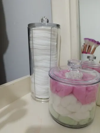 استند لوازم آرایشی مدل M