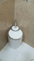 ست سطل زباله و فرچه دیزاین مدل برزیل