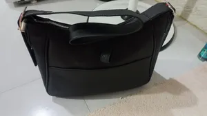 تجریه خرید کیف دوشی زنانه چرم آراهمراه مدل ARAW14