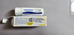 تجریه خرید بالم لب هیدرودرم مدل 02