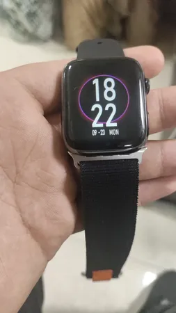 بند مدل Trail Loop مناسب برای اپل واچ 42/44/45/49 میلی متری