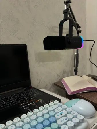 میکروفن کندانسر فای فاین مدل AM8T