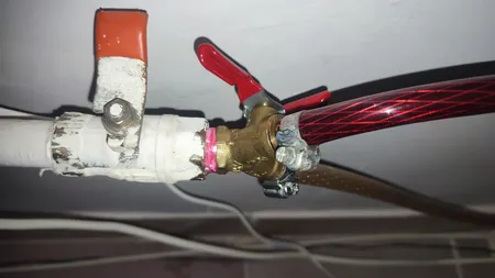 اتصال سه راهی گاز شیردار مدل 131